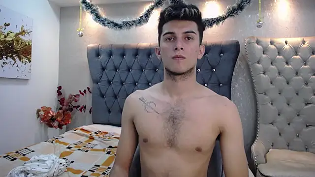 Snapshot of MrWilliseo chatting on January 4, 10:55 pm MrWilliseo online show from January 4, 10:55 pm