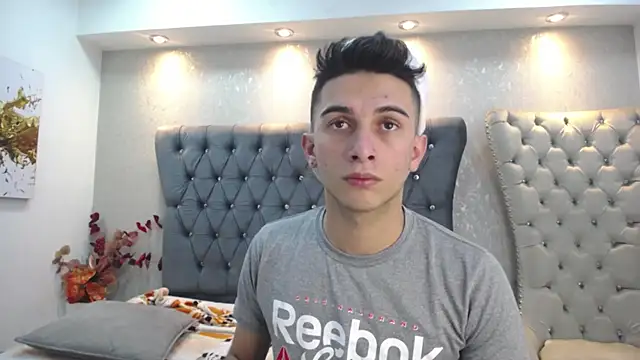 Snapshot of MrWilliseo chatting on January 8, 10:58 pm MrWilliseo online show from January 8, 10:58 pm