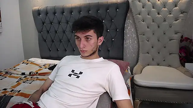 Snapshot of MrWilliseo chatting on March 15, 10:55 pm MrWilliseo online show from March 15, 10:55 pm