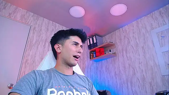 MrWilliseo online show from March 16, 5:44 am