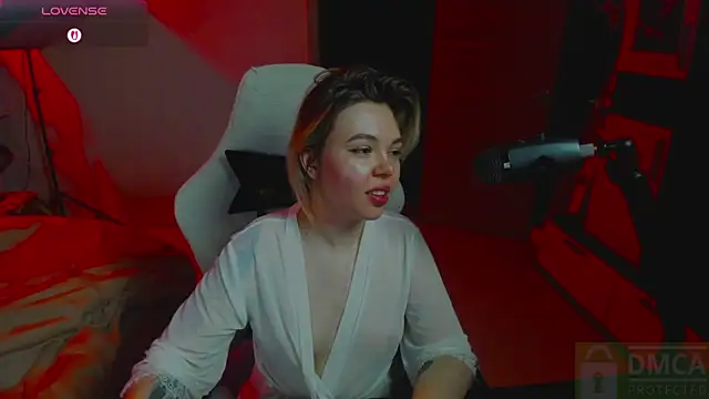 whoa-hoa-hoa-hoa-hoa online show from February 10, 3:43 am