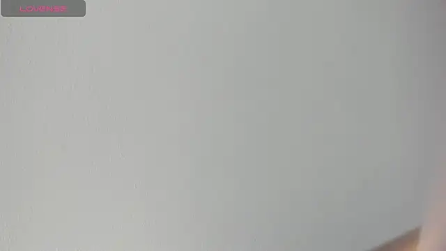 Snapshot of KENDER21_ chatting on January 3, 3:44 pm KENDER21 online show from January 3, 3:44 pm
