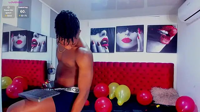 Snapshot of KENDER21_ chatting on January 7, 6:45 pm KENDER21 online show from January 7, 6:45 pm