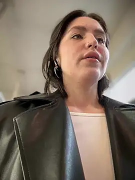 meow girl online show from March 6, 9:58 am