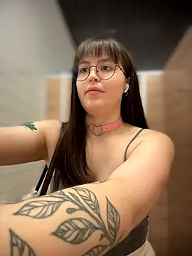meow girl online show from July 10, 1:58 pm