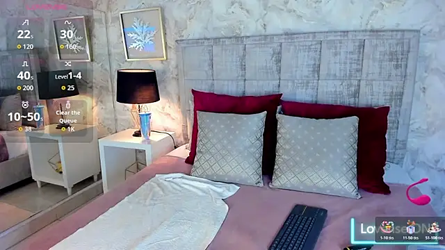 MadisonHunter2024 online show from December 20, 1:40 pm