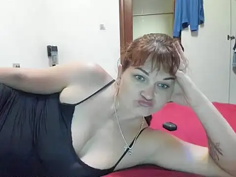 Snapshot of ElektraShine29 chatting on September 22, 6:10 pm ElektraShine29 online show from September 22, 6:10 pm