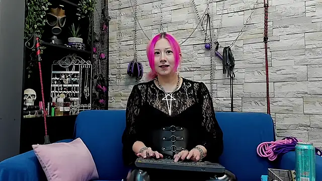 CruelMistress online show from December 20, 3:25 am