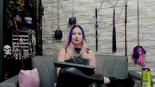 CruelMistress online show from November 20, 3:12 pm