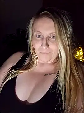 Snapshot of Northern_Tease chatting on January 19, 10:06 pm Northern Tease online show from January 19, 10:06 pm