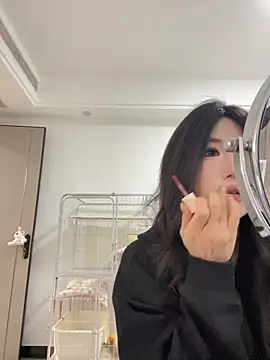 xyebobs online show from March 4, 4:02 pm