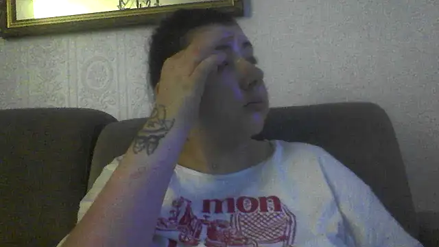 Snapshot of CamilaCherryX chatting on November 12, 6:41 pm CamilaCherryX online show from November 12, 6:41 pm