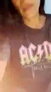 chloewildd  online show from February 8, 9:46 am