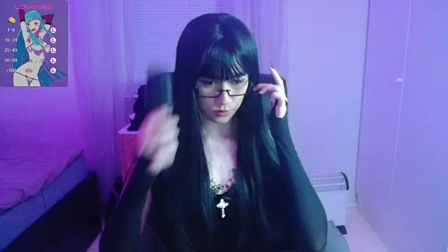 Snapshot of lewd_pillows chatting on January 29, 7:53 pm lewd pillows online show from January 29, 7:53 pm