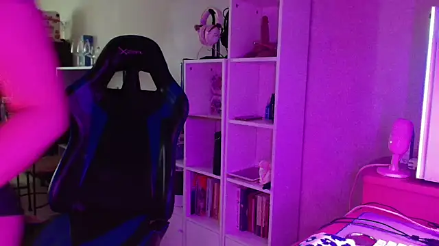 DirtyDi97 online show from March 10, 3:06 pm