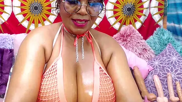 MATURExxxASS online show from June 26, 7:40 pm