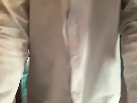 Snapshot of yourhero3466 chatting on November 20, 10:26 am yourhero3466 online show from November 20, 10:26 am