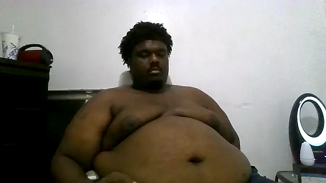 Snapshot of BigBossaNova69 chatting on April 16, 8:04 am BigBossaNova69 online show from April 16, 8:04 am