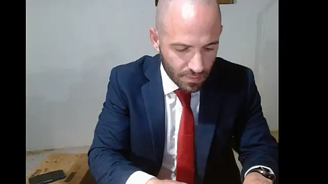 Snapshot of TheNakedPreacher chatting on December 18, 9:14 am TheNakedPreacher online show from December 18, 9:14 am