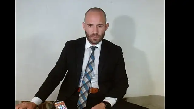 Snapshot of TheNakedPreacher chatting on January 20, 2:46 pm TheNakedPreacher online show from January 20, 2:46 pm