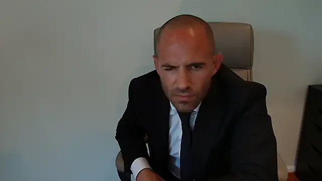 Snapshot of TheNakedPreacher chatting on June 4, 4:02 pm TheNakedPreacher online show from June 4, 4:02 pm