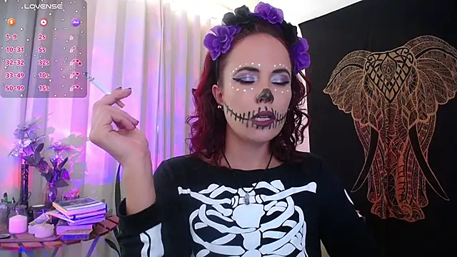 Snapshot of AmaRiv chatting on October 31, 6:09 pm AmaRiv online show from October 31, 6:09 pm