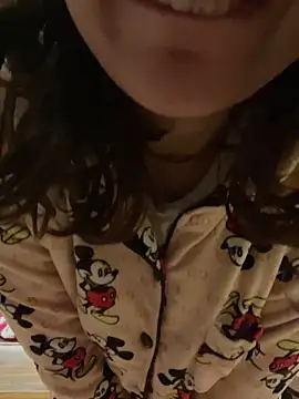 Snapshot of Golin-24 chatting on December 22, 9:12 pm Golin-24 online show from December 22, 9:12 pm