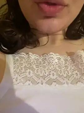 Snapshot of Golin-24 chatting on February 21, 9:05 pm Golin-24 online show from February 21, 9:05 pm