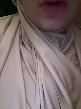 Snapshot of Golin-24 chatting on March 2, 2:24 pm Golin-24 online show from March 2, 2:24 pm