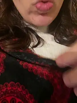 Snapshot of Golin-24 chatting on March 6, 4:53 am Golin-24 online show from March 6, 4:53 am