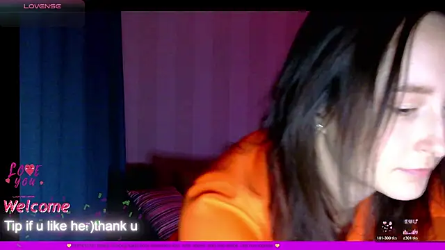 Snapshot of LilyXSky chatting on October 20, 3:23 pm LilyXSky online show from October 20, 3:23 pm