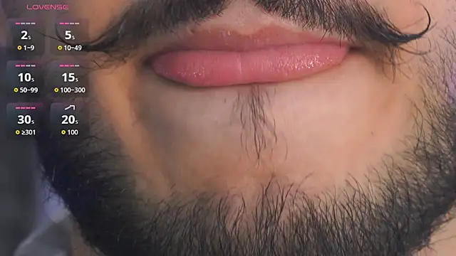 Snapshot of Zionmattis chatting on November 8, 11:36 pm Zionmattis online show from November 8, 11:36 pm