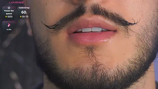 Snapshot of Zionmattis chatting on November 11, 1:38 am Zionmattis online show from November 11, 1:38 am