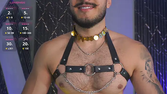 Snapshot of Zionmattis chatting on November 13, 12:53 am Zionmattis online show from November 13, 12:53 am