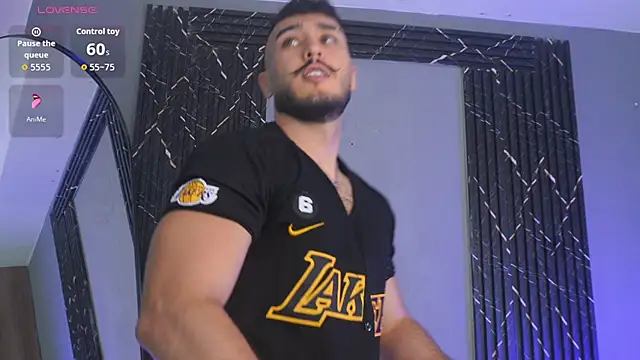 Snapshot of Zionmattis chatting on November 15, 10:48 pm Zionmattis online show from November 15, 10:48 pm