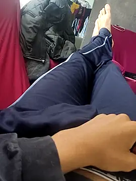 Snapshot of Juliano69xv chatting on January 9, 12:52 pm Juliano69xv online show from January 9, 12:52 pm