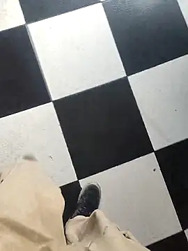 Snapshot of Juliano69xv chatting on February 21, 1:01 pm Juliano69xv online show from February 21, 1:01 pm