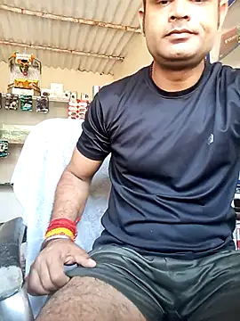 Snapshot of Priynkarani chatting on November 26, 5:08 am Priynkarani online show from November 26, 5:08 am