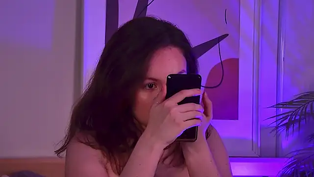 IreneRaye online show from October 24, 7:05 am