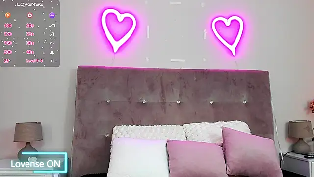 kayladiamond  online show from October 20, 7:20 am
