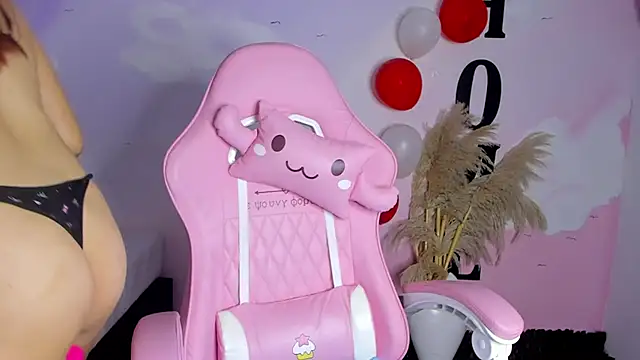 carolayrosse online show from February 19, 10:12 am