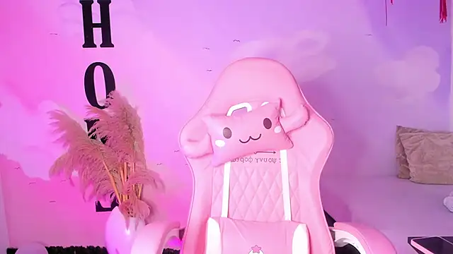 carolayrosse online show from February 22, 12:38 am