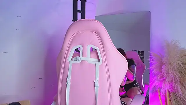 carolayrosse online show from September 12, 3:50 am