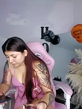 carolayrosse online show from October 30, 4:03 am