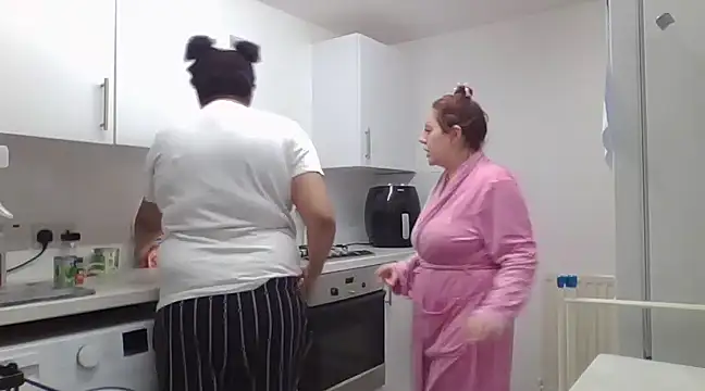 vanilla chocolate23 online show from January 29, 6:07 pm