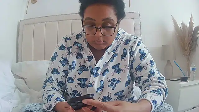 vanilla chocolate23 online show from November 8, 12:38 pm