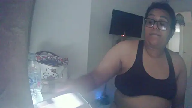 vanilla chocolate23 online show from June 26, 7:57 am