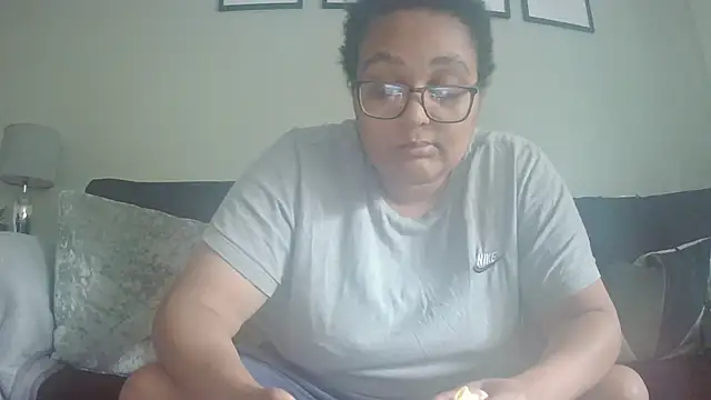 vanilla chocolate23 online show from June 30, 3:13 pm