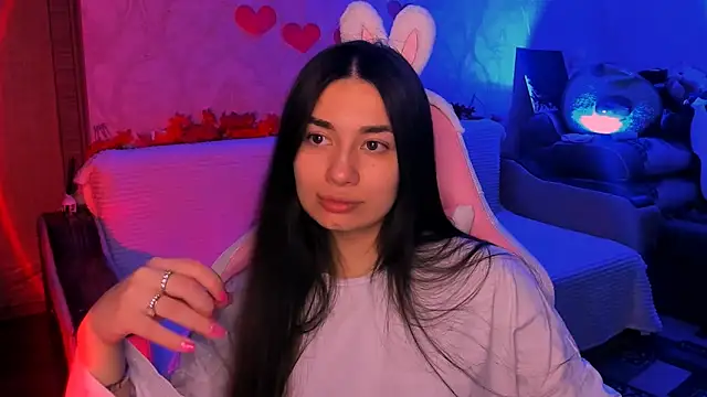 Swee Alicee online show from March 19, 7:51 pm