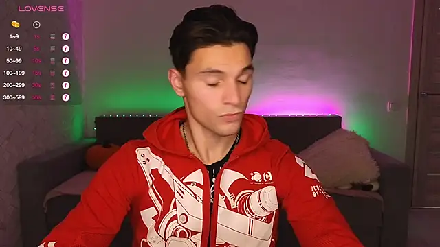 denlover1 online show from November 14, 9:13 pm